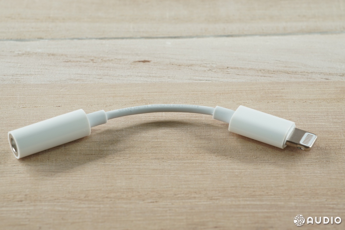 拆解对比：Apple苹果 Lightning与USB-C to 3.5mm转换器-我爱音频网