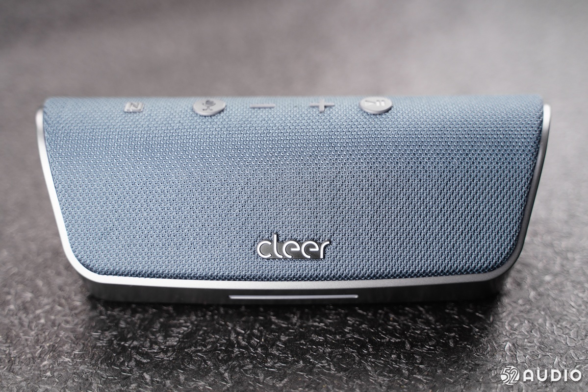 cleer STAGE便携式蓝牙音箱，外观设计时尚独特，支持IPX7级防水-我爱音频网