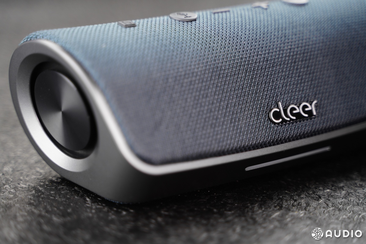 cleer STAGE便携式蓝牙音箱，外观设计时尚独特，支持IPX7级防水-我爱音频网