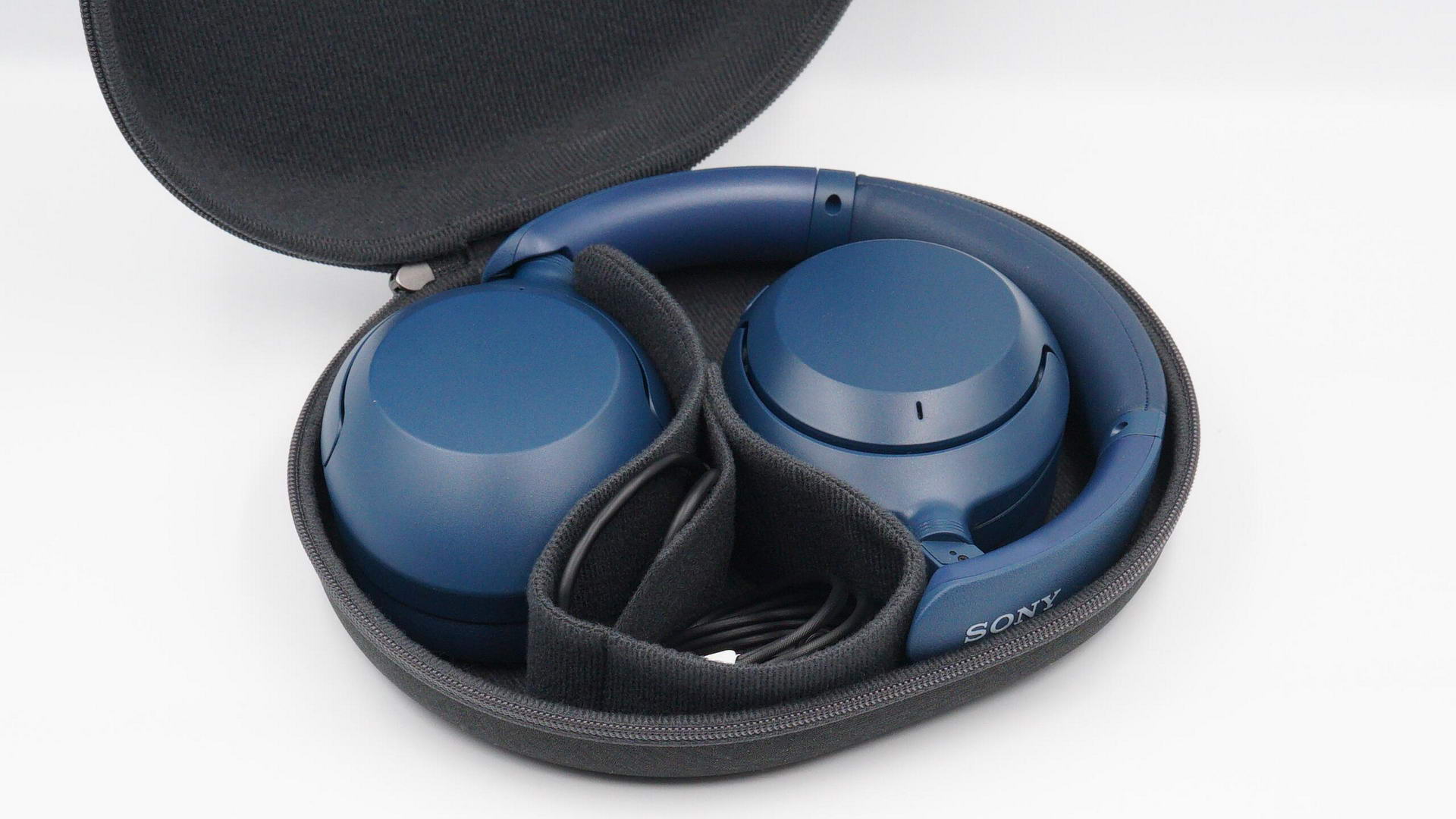 拆解报告：Sony WH-XB910N头戴耳机，支持20级降噪调控，单次续航50小时 