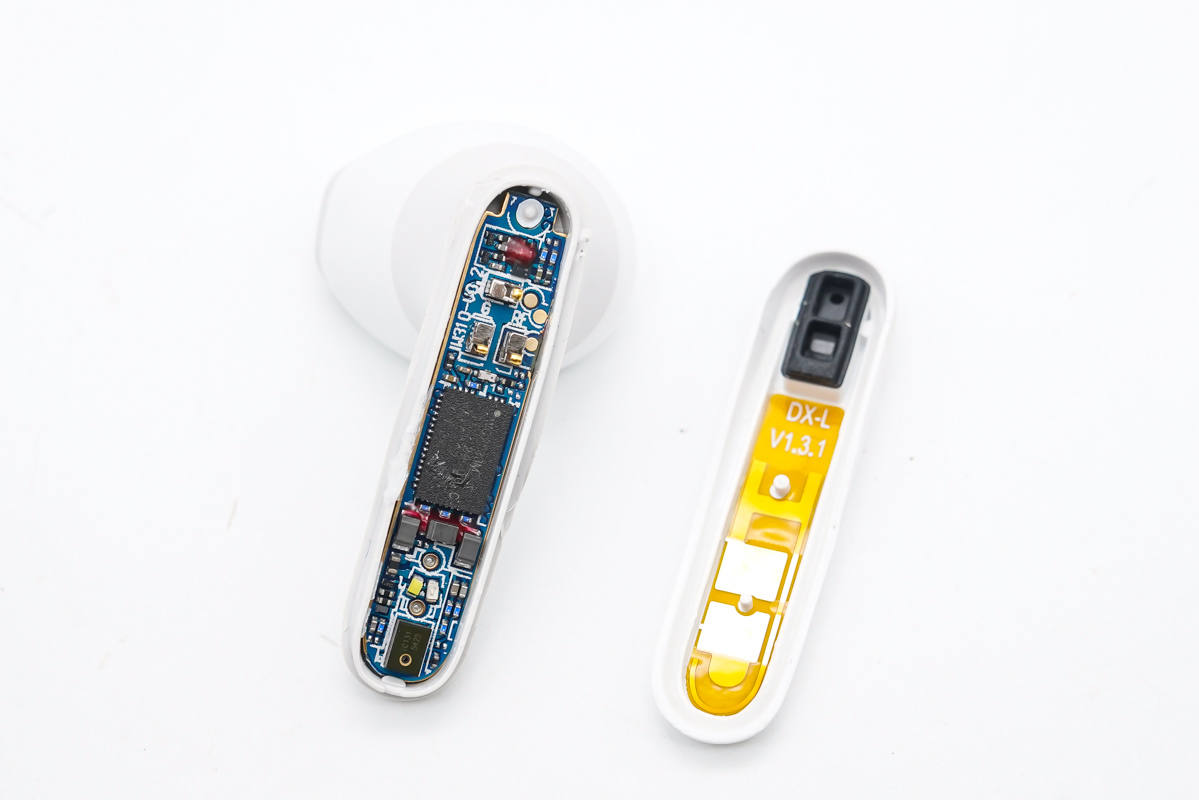 高清语音，主动降噪，知名品牌 JBL 耳机产品采用意芯微 IM2718T381 高品质麦克风-我爱音频网