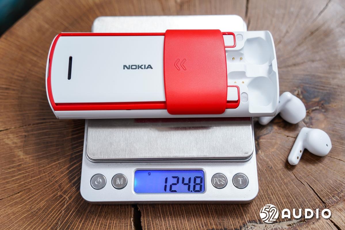 Nokia 5710 XpressAudio评测，能当手机用的耳机充电盒？-我爱音频网